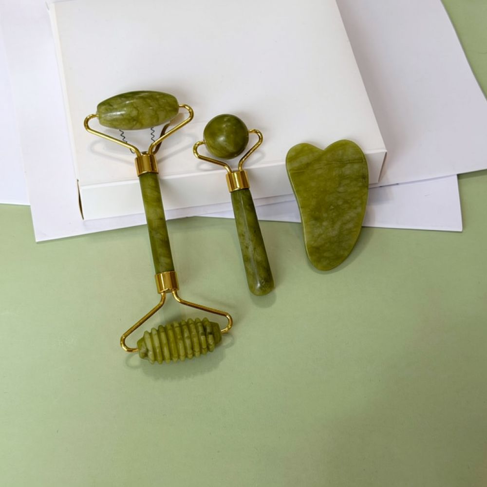 Green Xiu Jade Stone Facial Ro - Skincare Xiu Xiu review and price